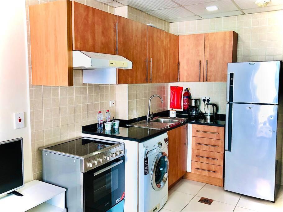Panoramic Sea Views Studio Apartment - Marina Dubai Exteriör bild